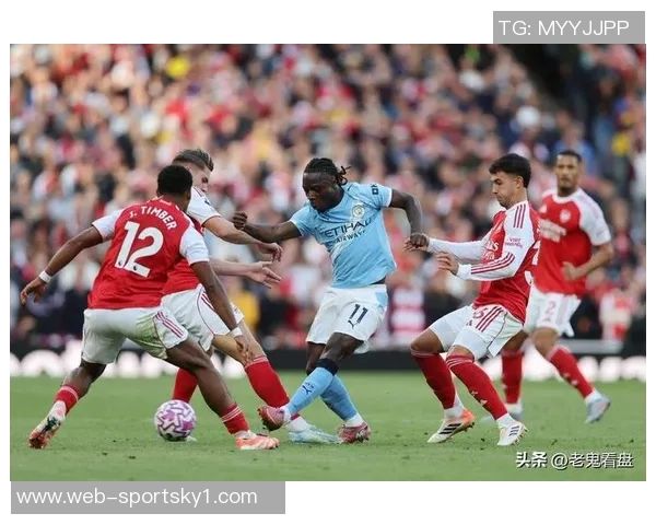 第65分钟萨卡被替换下场马丁内利替补登场展现新活力 第65分钟萨卡被替换下场马丁内利替补登场展现新活力