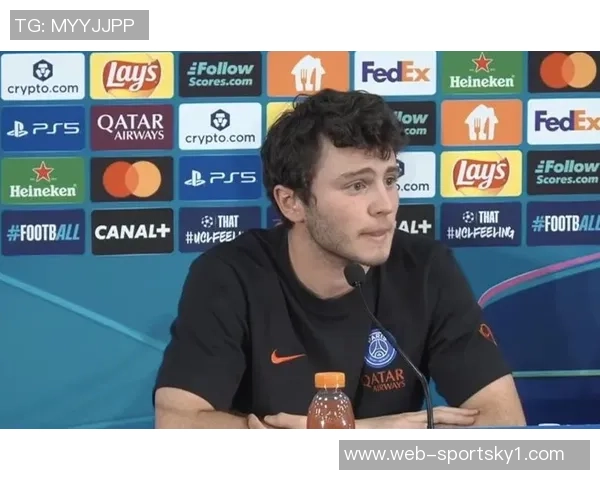 维蒂尼亚谈帽子戏法背后的动力或许是若昂内维斯的激励与支持 维蒂尼亚谈帽子戏法背后的动力或许是若昂内维斯的激励与支持